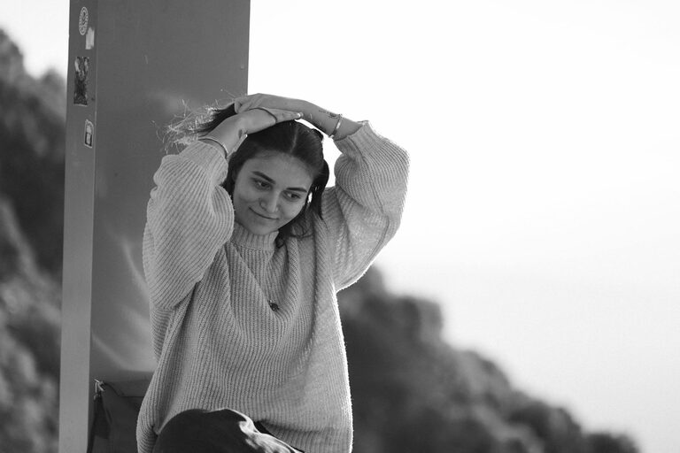 Mindful Breaks You Can Take in Five Minutes to Refresh Your Day